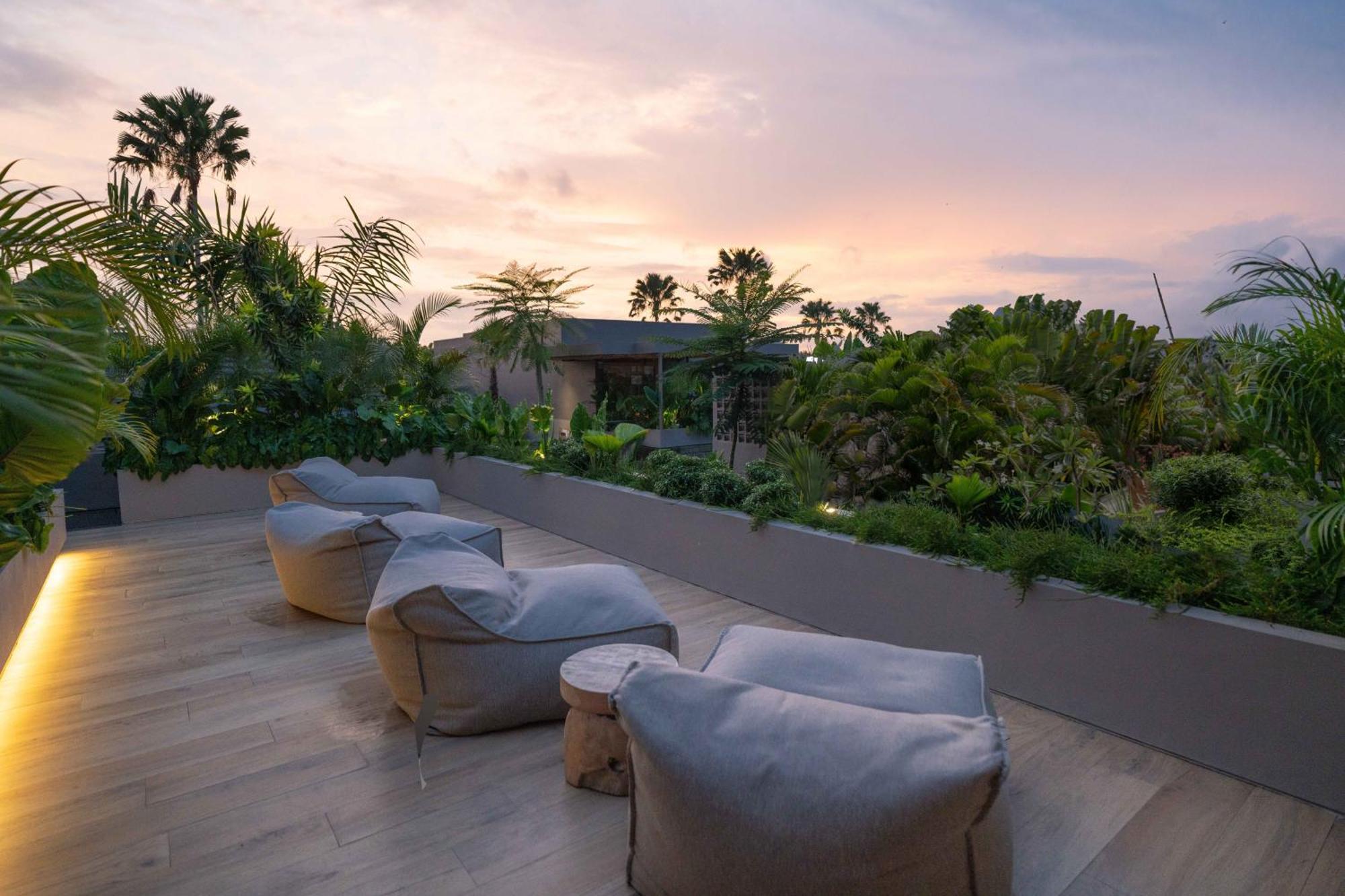 Sin Nombre Bali - Sauna, Ice Bath & Roof Terrace Canggu Buitenkant foto